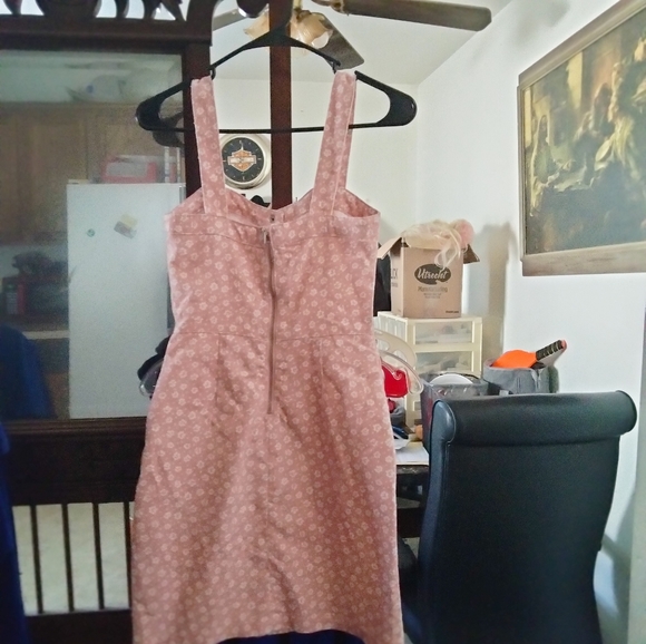 Dress - Picture 2 of 2
